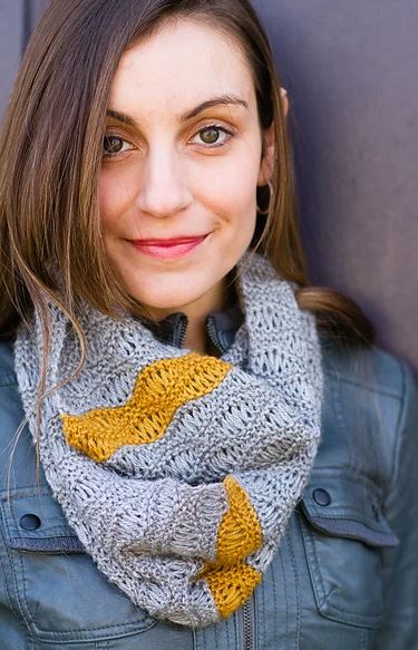 A Juniper Moon Farm Stargazer Pattern - Seafoam Loop Scarf (PDF)