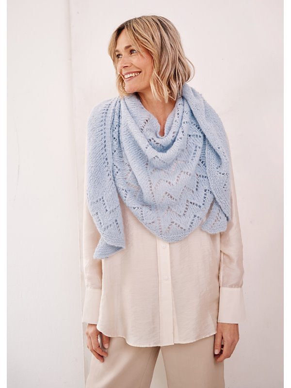 A Lana Grossa Setasuri Pattern - Shawl 09 (PDF)