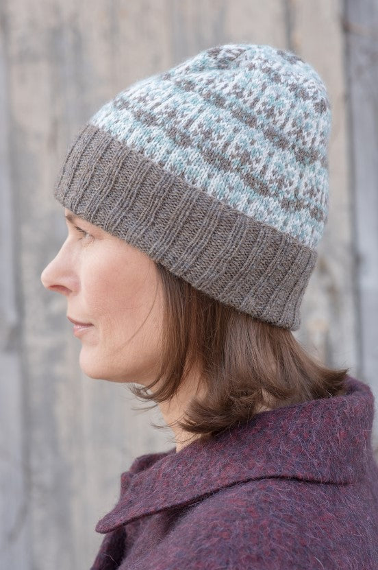 A Berroco Lanas Light Pattern - Sketchbook Hat (PDF)