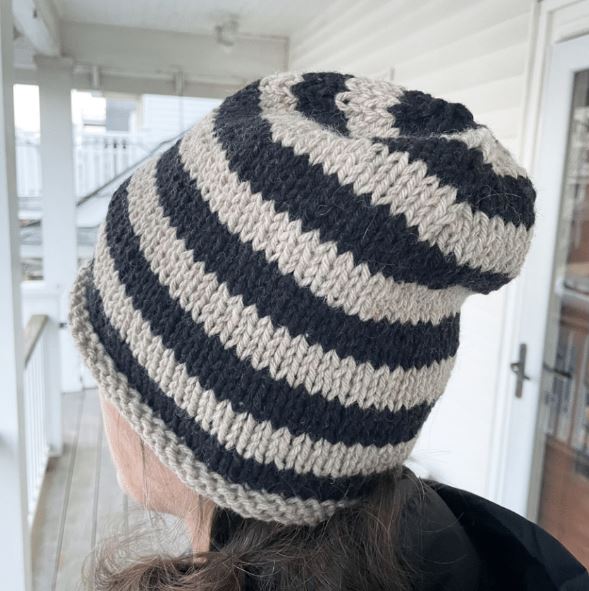 Striped Slouch - Free with Purchases of 2 Skeins of iinouiio Chunky (PDF File)