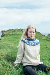 A Navia Tradition knitting Pattern - Troyggja Við Mynstur free at Little Knits