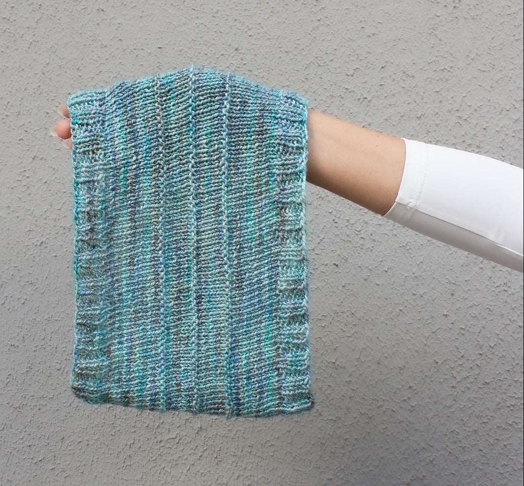 A FREE Malabrigo Torzal Pattern - Cowl (PDF)