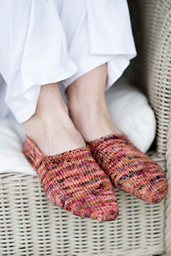 A Churchmouse Yarns and Teas Pattern - Turkish Bed Socks (PDF)