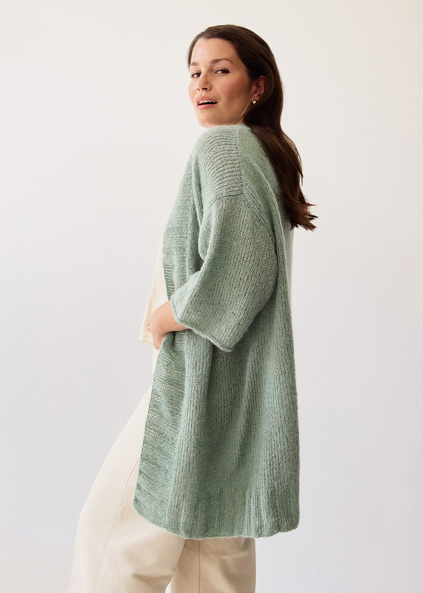 A Lana Grossa Setasuri Pattern - Cardigan with Short Sleeves 42 (PDF)