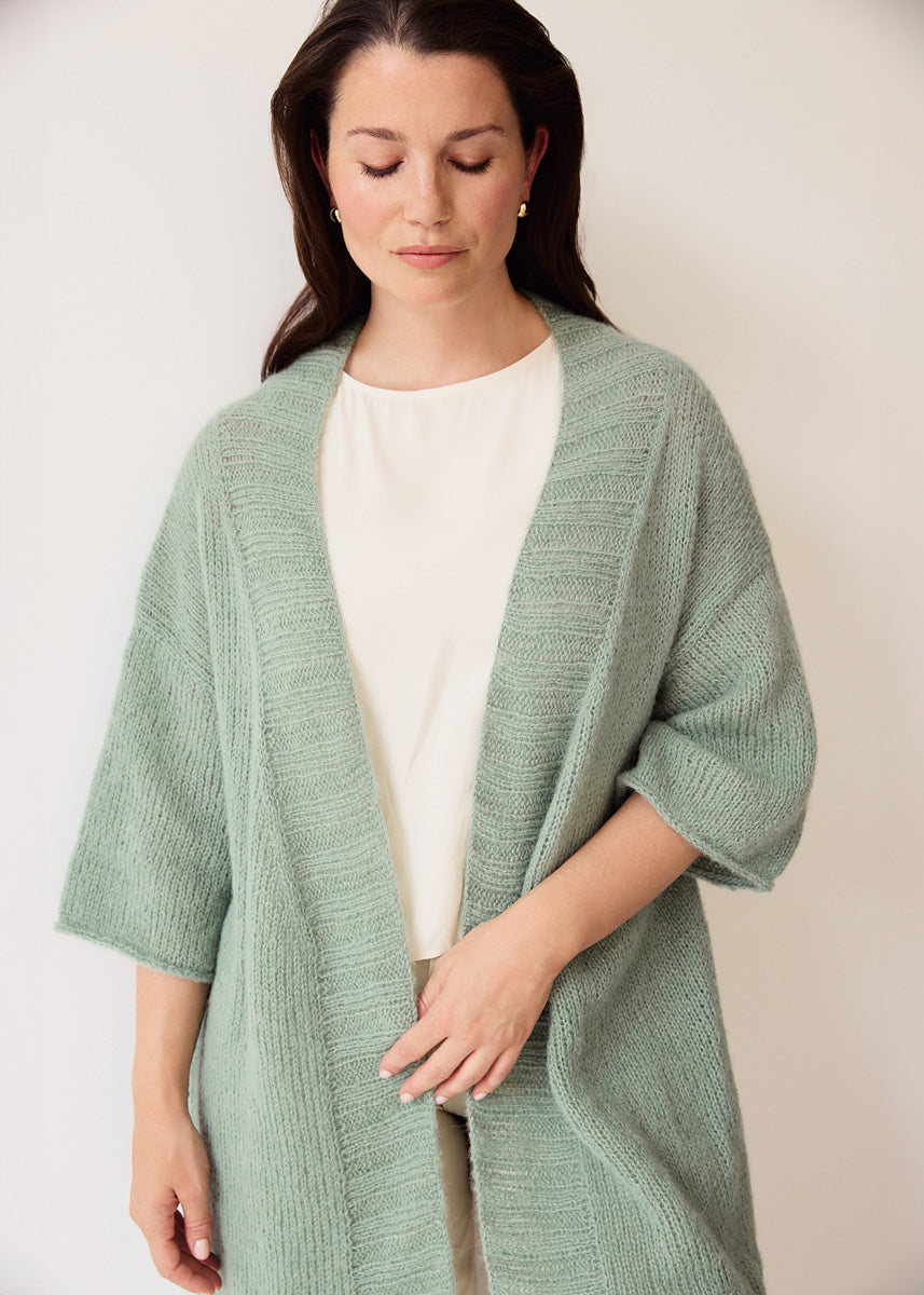A Lana Grossa Setasuri Pattern - Cardigan with Short Sleeves 42 (PDF)