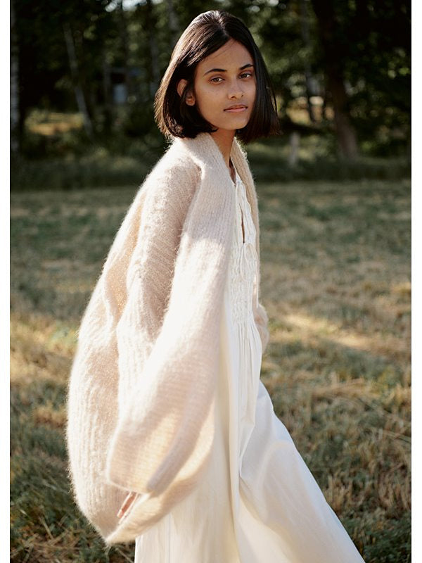 A Lana Grossa Setasuri Pattern - Double Stranded Cardigan 11 (PDF)