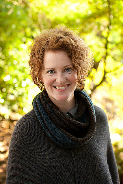 A Churchmouse Yarns and Teas Pattern - Welted Cowl & Infinity Loop (PDF)