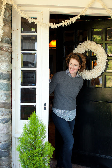 A Churchmouse Yarns and Teas Pattern - Woolly Wreath & Garland (PDF)