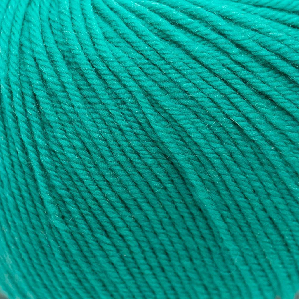 Cascade 220 Superwash - Blue Turquoise (Color #259) - Dye Lot 7K7708