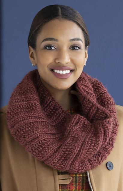 zz Zuri Cowl (PDF) - FREE w/ PURCHASES OF 2 SKS OF ELLA RAE CHUNKY MERINO, ONE FREE PATTERN PER PERSON PLEASE