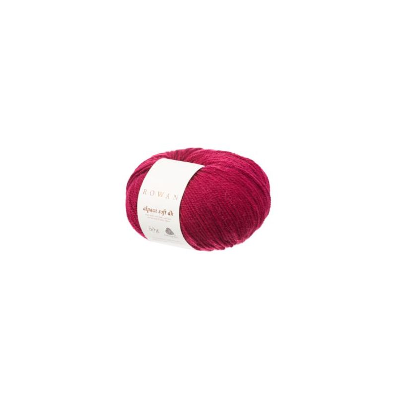 Red alpaca wool yarn blend